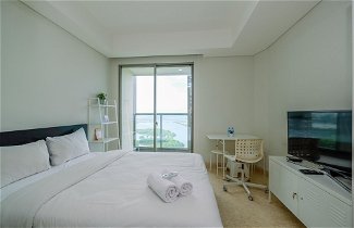 Foto 3 - Elegant Studio with Pool and Sea View at Gold Coast Apartment