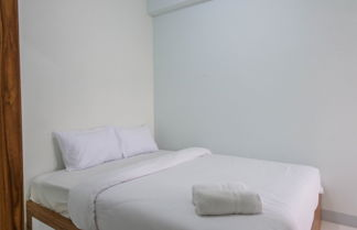 Photo 2 - Luxurious and Convenient 2BR Ayodhya Apartment