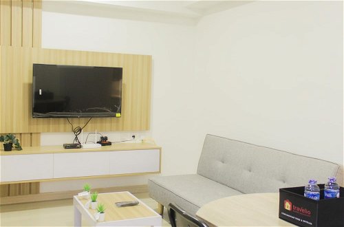 Photo 16 - Brand New and Homey 2BR Meikarta Apartment