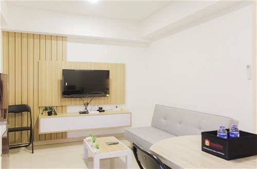 Photo 15 - Brand New and Homey 2BR Meikarta Apartment