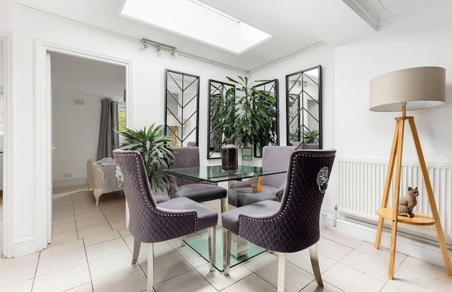 Magnificent 2 Bed Garden Flat in Oval - Foto 7