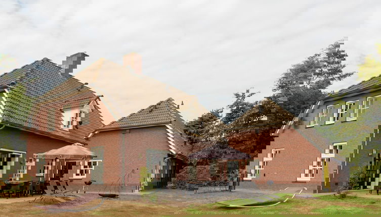 Foto 1 - Stylish Holiday Home in Leende With Terrace