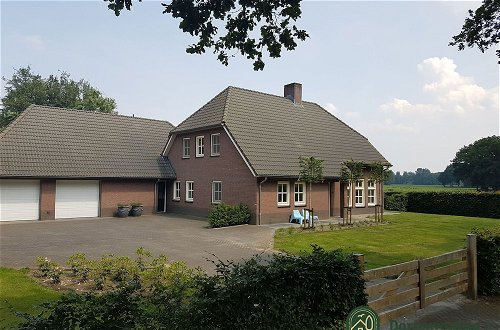 Photo 42 - Stylish Holiday Home in Leende With Terrace