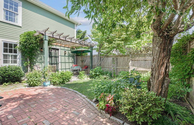 Secret Garden - Photo 2
