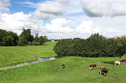 Foto 33 - Quaint Farmhouse near River in Oosterwijk