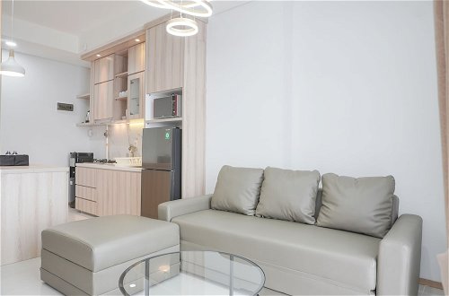 Foto 9 - Beautiful And Cozy 2Br Samara Suites Apartment