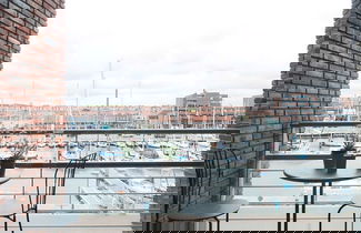 Photo 1 - Sea-view Apartment in Den Haag With Balcony