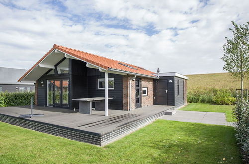 Photo 1 - Holiday Home in Kattendijke With Terrace