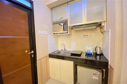 Photo 10 - Cozy and Stylish 1BR Apartment at Gateway Pasteur