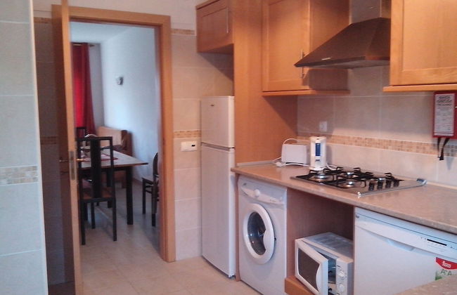 Albufeira 2 Bedroom Apartment 5 min From Falesia Beach and Close to Center! B - Foto 14