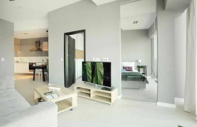 Sky Tower Apartments - Foto 9