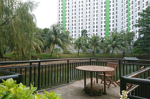 Photo 31 - Apartment Green Lake View Ciputat by Celebrity Room