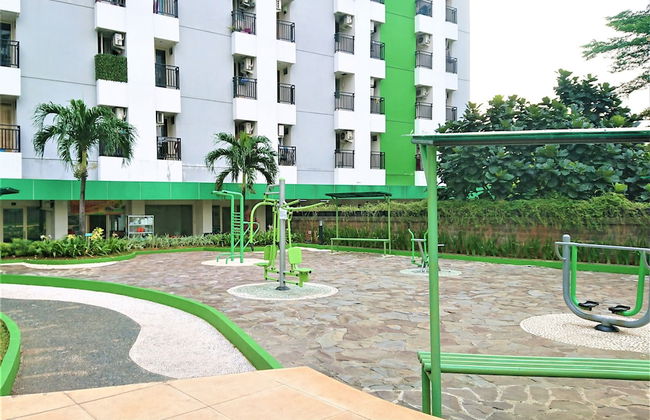 Apartment Green Lake View Ciputat by Celebrity Room - Foto 28