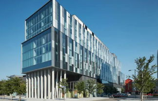 Photo 1 - Residence & Conference Centre - Toronto Downtown - George Brown College - Campus Accommodation
