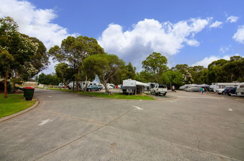 Photo 59 - Windsor Gardens Caravan Park