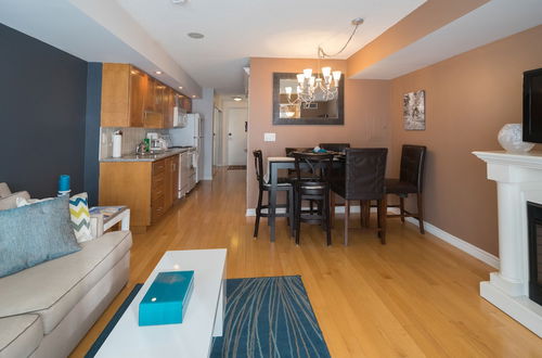 Foto 4 - Applewood Suites - 1 BR Wellington West