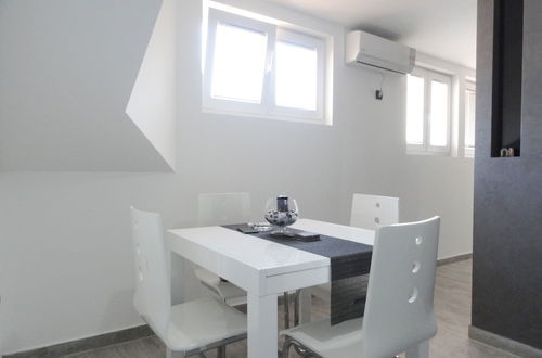 Photo 4 - Apartments Holiday Budva