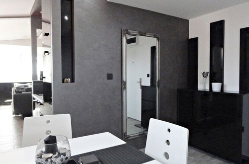 Photo 14 - Apartments Holiday Budva