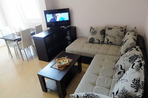 Photo 30 - Apartments Holiday Budva