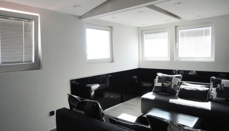 Photo 1 - Apartments Holiday Budva