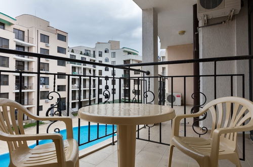 Photo 20 - Studio with Balcony & Pool View