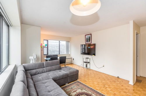 Photo 13 - Spacious 1 BR Apartment of Downtown Toronto III