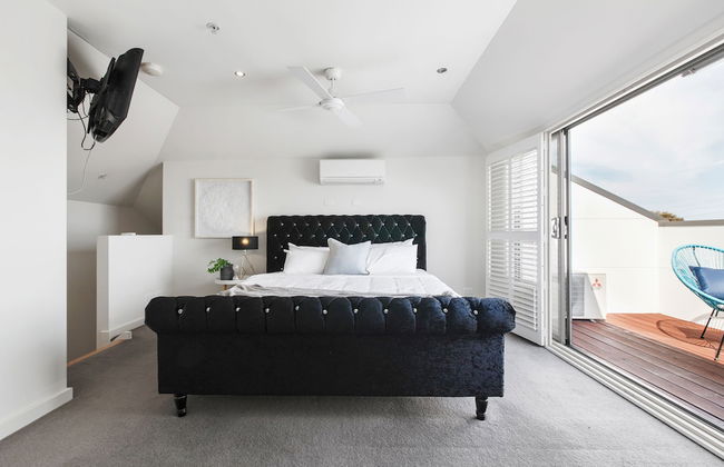 The Jetty Beach Apartment by Ready Set Host - Foto 7