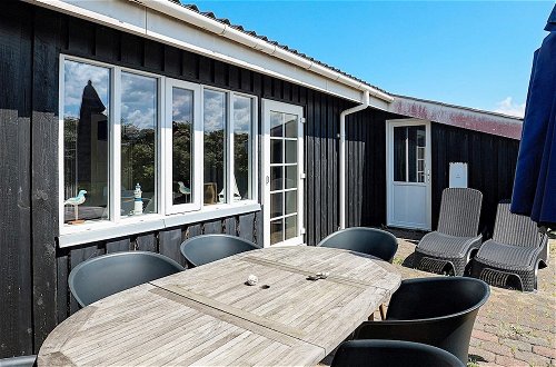 Photo 21 - 6 Person Holiday Home in Lokken