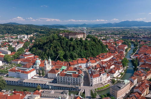 Photo 28 - Tromostovje II In Heart Of Ljubljana