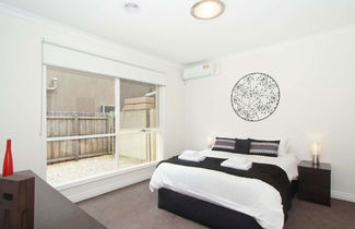 Foto 2 - Smart Caulfield Townhouse