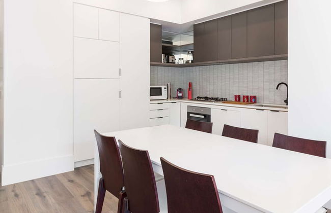 Class, Style and Location in Carlton - Foto 4