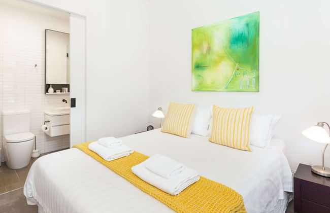 Class, Style and Location in Carlton - Foto 2