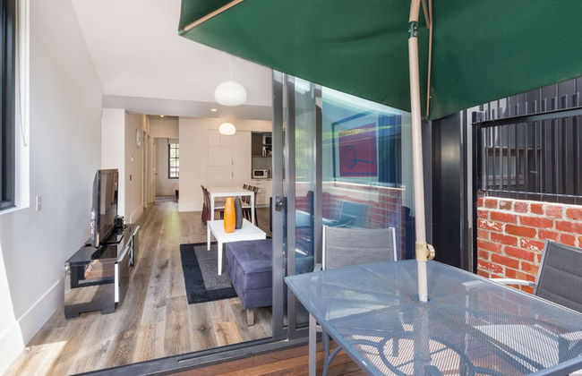 Class, Style and Location in Carlton - Foto 5