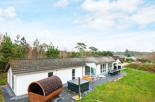 Photo 28 - 12 Person Holiday Home in Henne