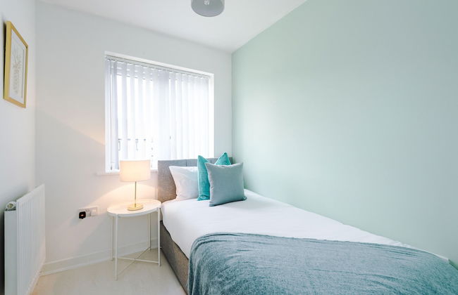 4 Bedroom 3 Bathroom Contractor Home MCR - Foto 1