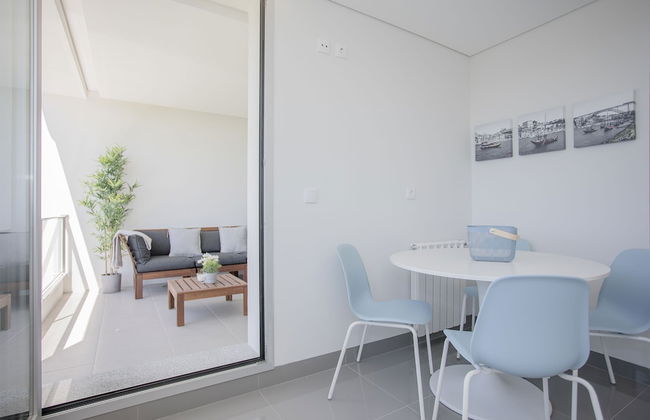 Liiiving- Luxury River View Apartment II - Photo 26