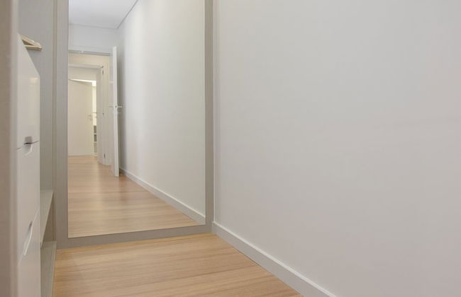 Liiiving- Luxury River View Apartment II - Photo 18