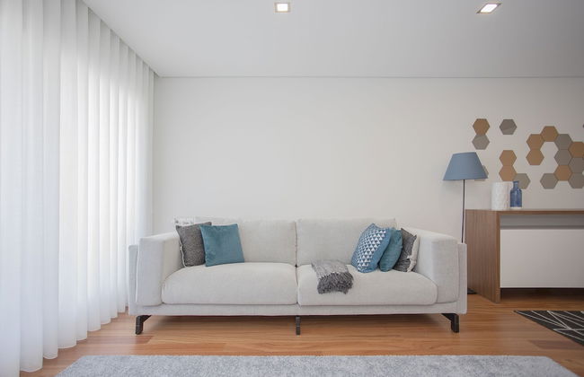 Liiiving- Luxury River View Apartment II - Photo 40