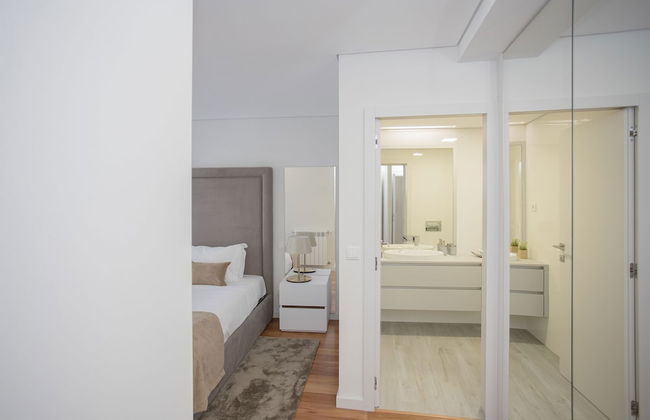 Liiiving-Luxury RiverView Apartment VIII - Photo 15