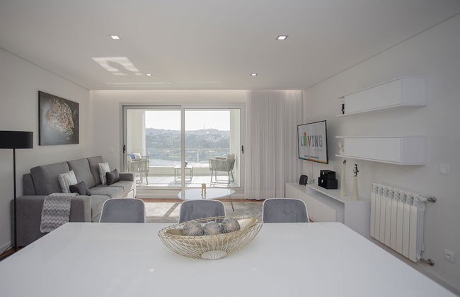 Liiiving-Luxury RiverView Apartment VIII - Photo 36