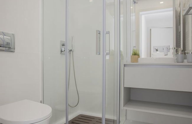 Liiiving-Luxury RiverView Apartment VIII - Photo 42