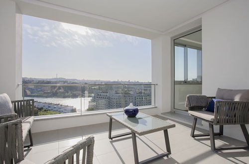 Photo 52 - Liiiving-Luxury RiverView Apartment VIII