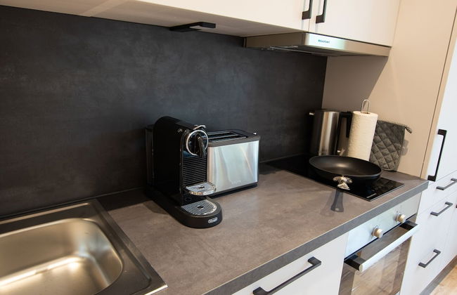 LivIn63 Studio Apartments - Photo 7
