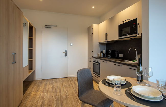 LivIn63 Studio Apartments - Photo 8