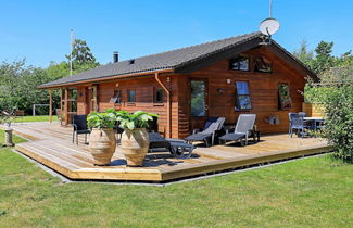 Foto 1 - 8 Person Holiday Home in Ulfborg