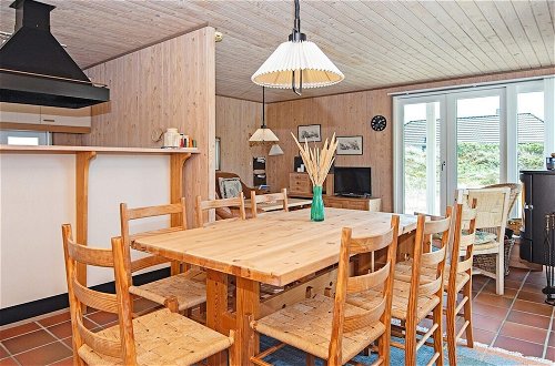 Photo 14 - 5 Person Holiday Home in Hvide Sande