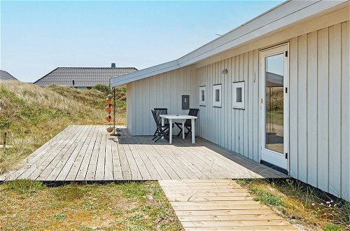 Photo 11 - 5 Person Holiday Home in Hvide Sande
