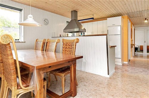 Photo 8 - 6 Person Holiday Home in Ulfborg