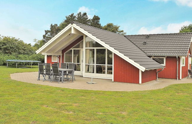 Scenic Holiday Home in Hemmet near Ringkobing Fjord - Photo 1