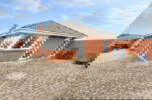 Foto 29 - 16 Person Holiday Home in Hvide Sande